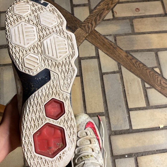 Used Nike Lebron 13’s. - Picture 7 of 7